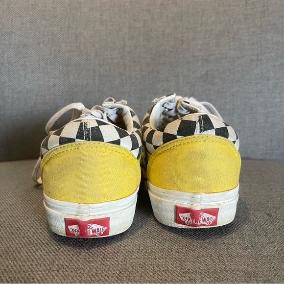 VANS | Custom made Old Skool Yellow & Checkered Shoe - Picture 10 of 11